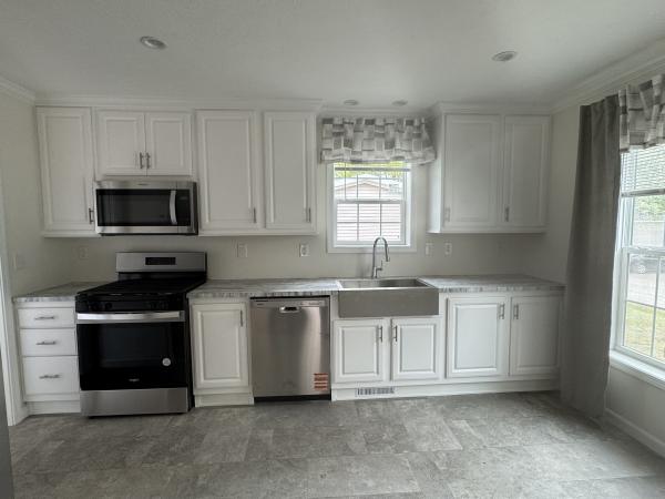 2025 Skyline 31-F472-CTJ Mobile Home