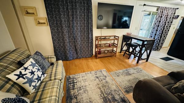1975 HILL 0261396J Mobile Home