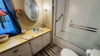 1975 HILL 0261396J Mobile Home