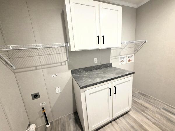 2025 Champion RAPB2860H32168 Mobile Home