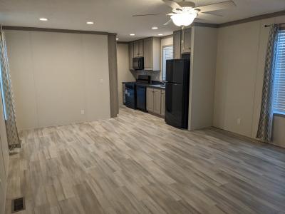 Photo 3 of 11 of home located at 300 Forrest Ave., Lot #67 Springfield, IL 62702