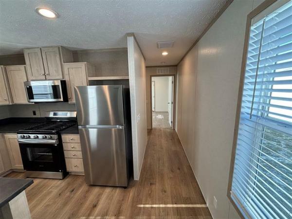 2025 Clayton 7616-4200 Adrenaline  Home