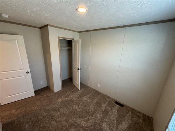 2025 Clayton 7616-4200 Adrenaline  Home