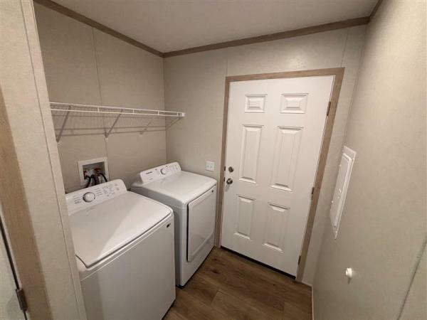 2025 Clayton 7616-4200 Adrenaline  Home