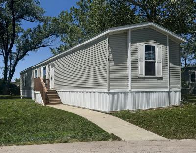 Mobile Home at 2722 S. 72st Pl Lot 68 Kansas City, KS 66106