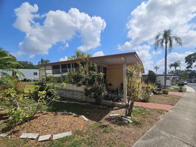 Photo 3 of 16 of home located at 9925 Ulmerton Rd., #68 Largo, FL 33771