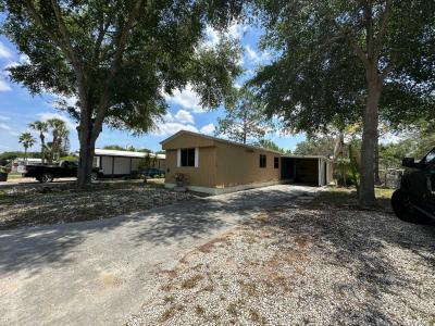 Photo 3 of 17 of home located at 15840 Sr 50 Lot 30 Clermont, FL 34715