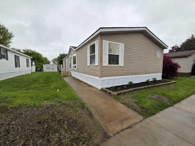 Mobile Home at 3325 George Ave Wixom, MI 48393