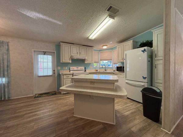 2000 Homes of Merit Manufactured Home