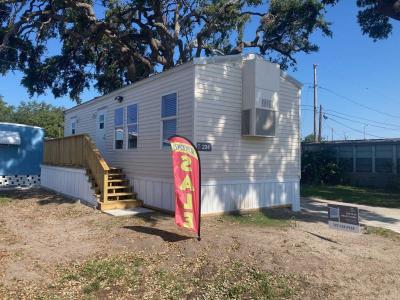 Mobile Home at 2261 Gulf To Bay Blvd. Lot 224 Clearwater, FL 33765