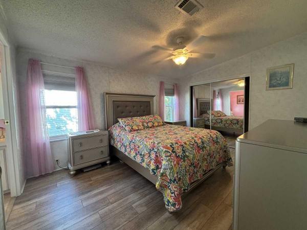 2000 Homes of Merit Manufactured Home