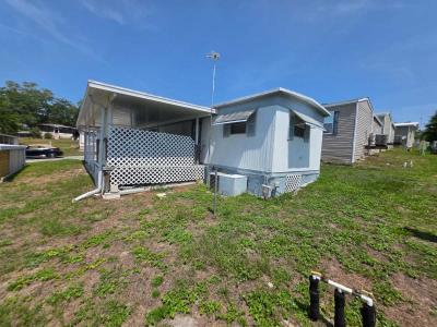 Photo 3 of 17 of home located at 2934 Griffin View Dr Lot 28 Lady Lake, FL 32159