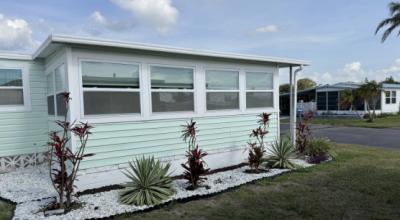 Photo 2 of 17 of home located at 620 57th Ave W Lot B-19 Bradenton, FL 34207