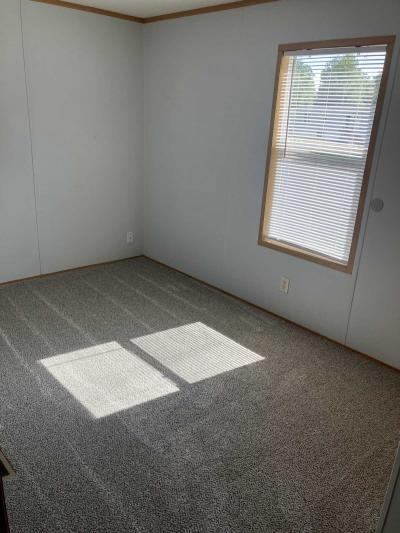 Photo 3 of 6 of home located at 47 Arapaho Dr. Belleville, IL 62220