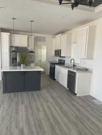 2023 Silvercrest Summit Mobile Home