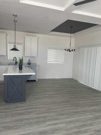 2023 Silvercrest Summit Mobile Home