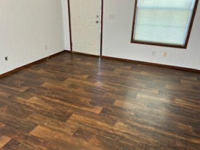 Photo 4 of 5 of home located at 6901 SE 14th St. #125 Des Moines, IA 50320