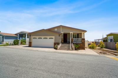 Photo 1 of 14 of home located at 15455 Glenoaks Blvd, Spc 71 Sylmar, CA 91342
