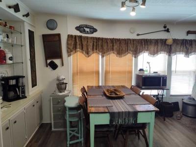 Photo 5 of 8 of home located at 1307 S Parrott Ave, Lot 39 Okeechobee, FL 34974