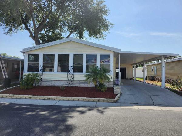 Photo 1 of 2 of home located at 10938 Mayan Dr Riverview, FL 33569