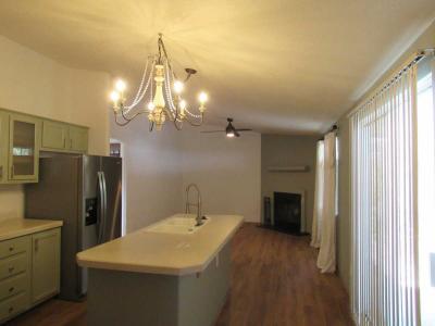 Photo 9 of 27 of home located at 3411 S. Camino Seco # 106 Tucson, AZ 85730