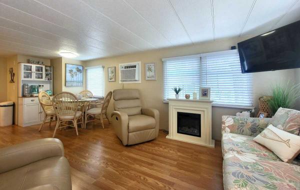 1971 Mobile Home