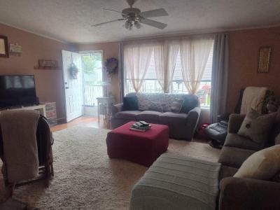 Photo 4 of 10 of home located at 23057 Cherry Drive Chelsea, MI 48118
