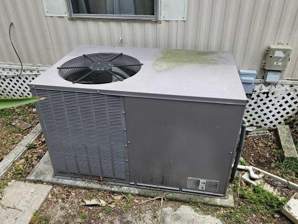 1979 Manufactured Home