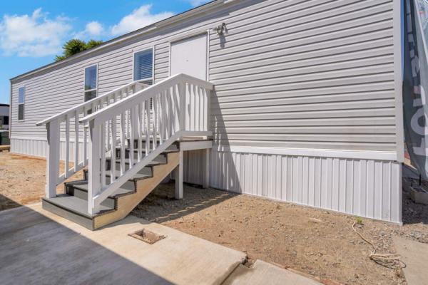 2018 Champion Manufactured Home