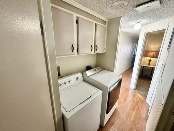 1986 Palm Harbor Manufactured Home