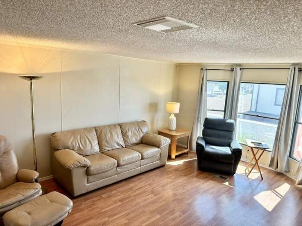 1986 Palm Harbor Manufactured Home