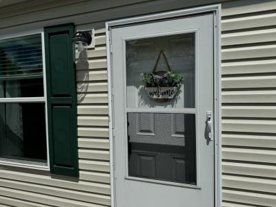 Photo 2 of 45 of home located at 48579 Leafdale Ct #161 Shelby Township, MI 48317