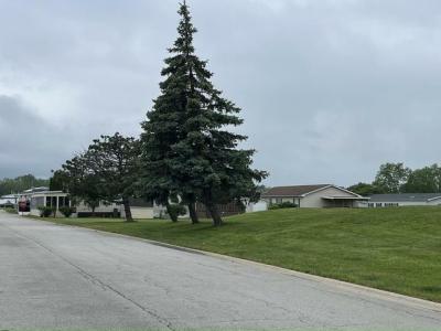 Photo 4 of 5 of home located at 25819 Pinehurst Dr Monee, IL 60449