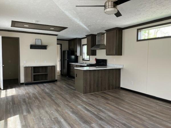 2022 Fairmont 81SUN16663AH11  Home