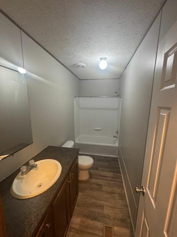 2017 Clayton Homes Inc Tru MH Mobile Home