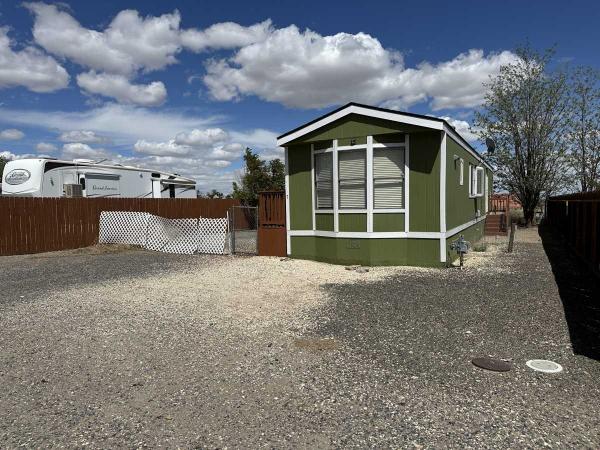 1987 Kaufman and Broad Mobile Home For Sale