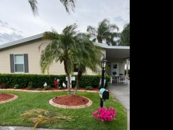 Photo 1 of 1 of home located at 631 Tulip Circle W Auburndale, FL 33823