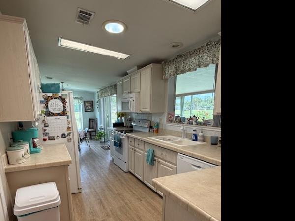 2003 Manufactured Home