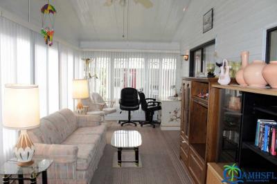 Mobile Home at 37552 Bimini Dr Zephyrhills, FL 33541