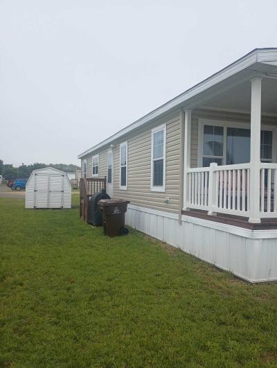 Photo 2 of 16 of home located at 1190 Primrose Court Albion, MI 49224