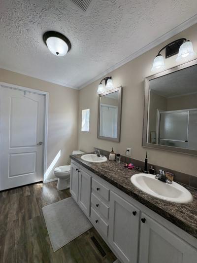 Photo 5 of 16 of home located at 1190 Primrose Court Albion, MI 49224