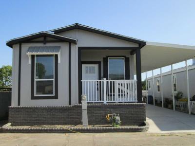 Photo 3 of 23 of home located at 1324 N Citrus #25 Covina, CA 91722