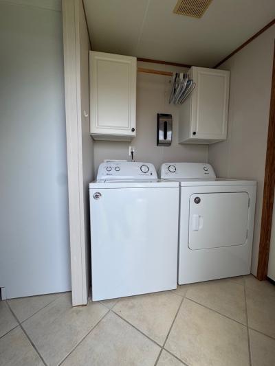 Photo 3 of 24 of home located at 327 Pleasant Place Frostproof, FL 33843