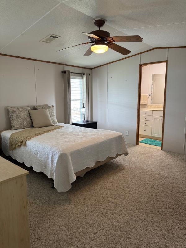 2003 Fleetwood Mobile Home