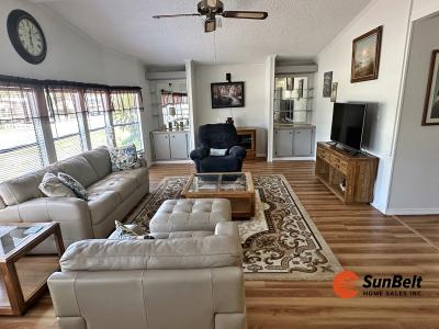 Photo 5 of 29 of home located at 26 Key West Drive Leesburg, FL 34748