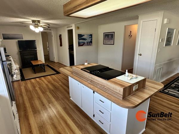 1985 Palm Manufactured Home