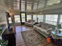1985 Palm Manufactured Home