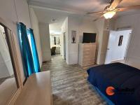 1985 Palm Manufactured Home