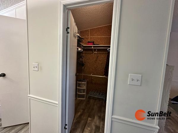 1985 Palm Manufactured Home
