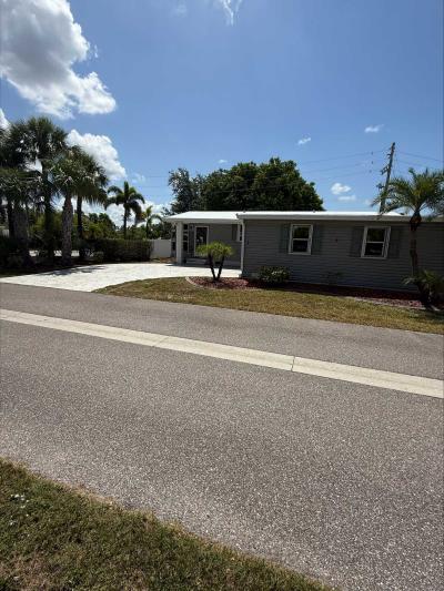 Photo 4 of 22 of home located at 5601 Duncan Road #1 Punta Gorda, FL 33982